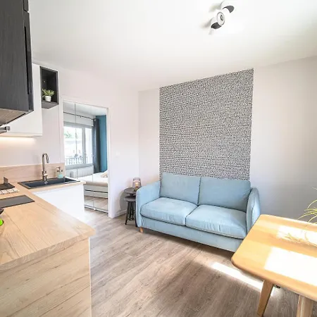 Le Lumiere T2- Metro B Oullins-Lyon Centre Apartment Exterior photo