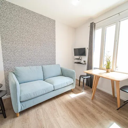 Le Lumiere T2- Metro B Oullins-Lyon Centre Apartment Exterior photo